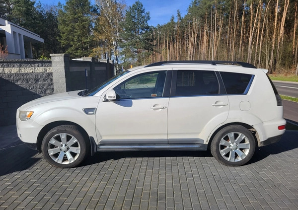 Mitsubishi Outlander cena 27500 przebieg: 259750, rok produkcji 2010 z Bydgoszcz małe 56